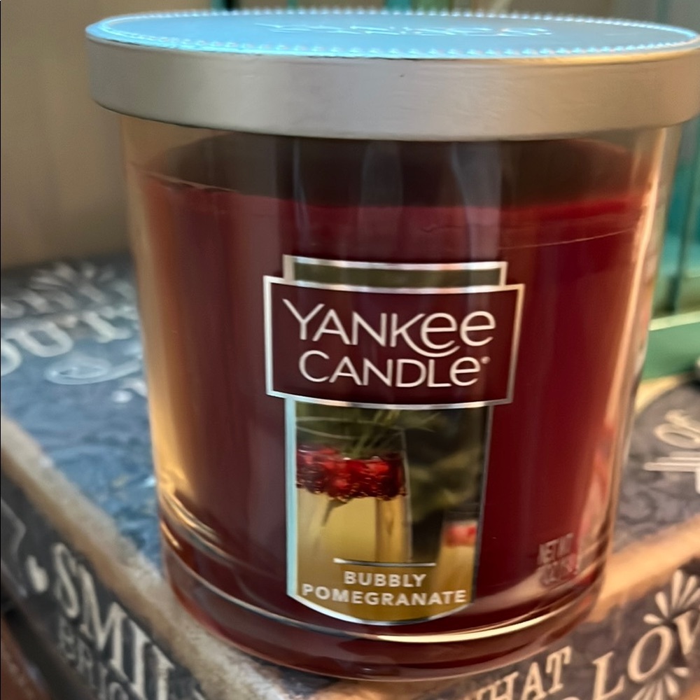 Yankee Candle Bubbly Pomegranate Scented Candle